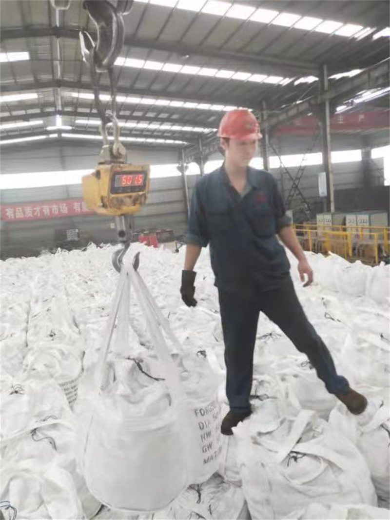 3&#39;&#39; 3,5&#39;&#39; hiomateräspallo